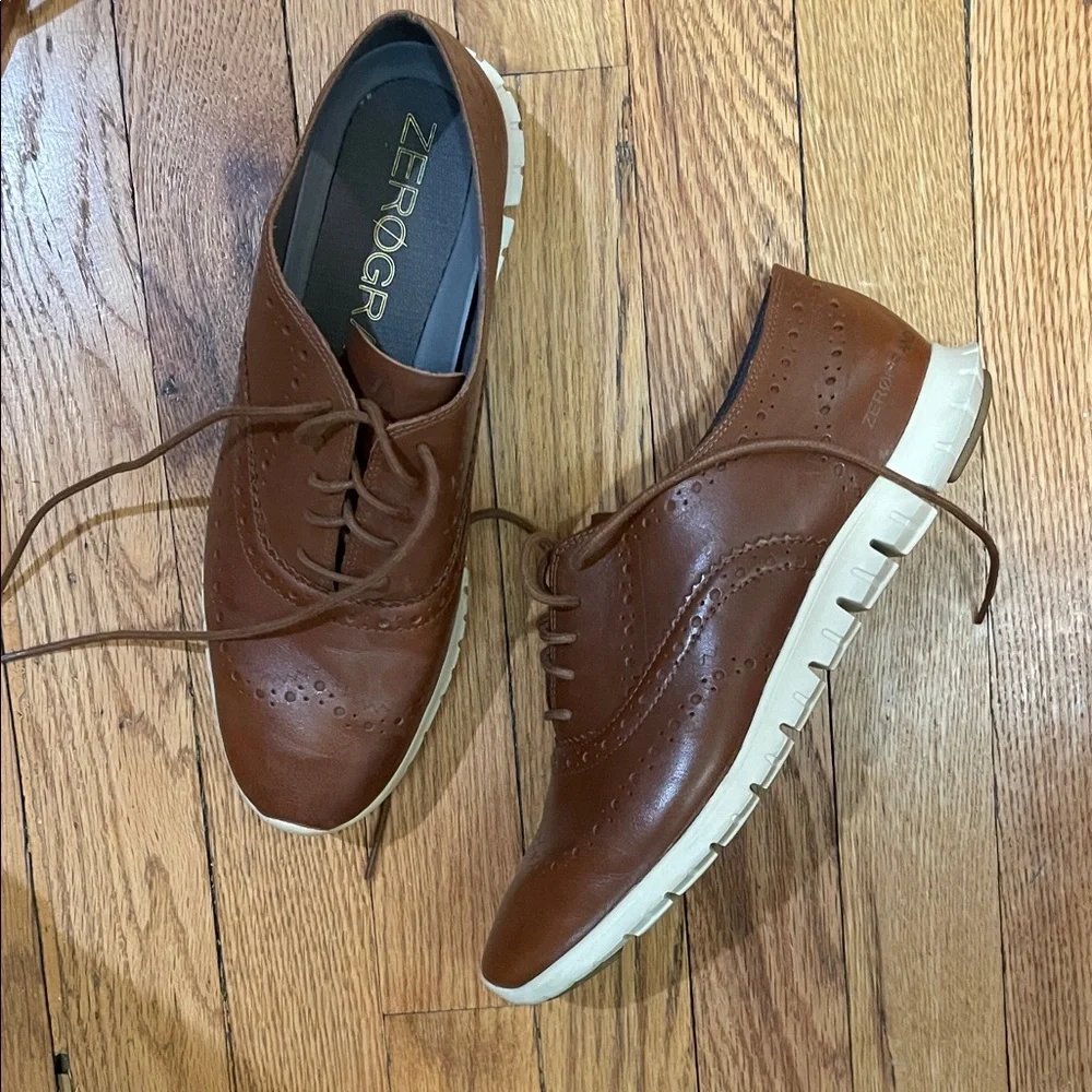 Cole Haan Brown Oxford shoes - Picture 2 of 2